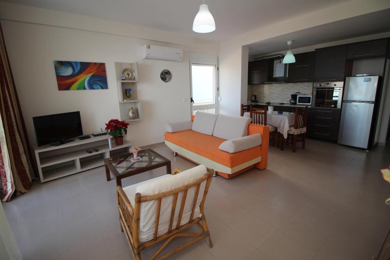 Chill Out Apartment Sarandë Exterior foto